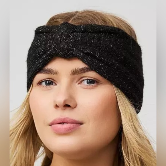 torrid Accessories - 🆕 torrid shine knit earwarmer black‎ shimmer